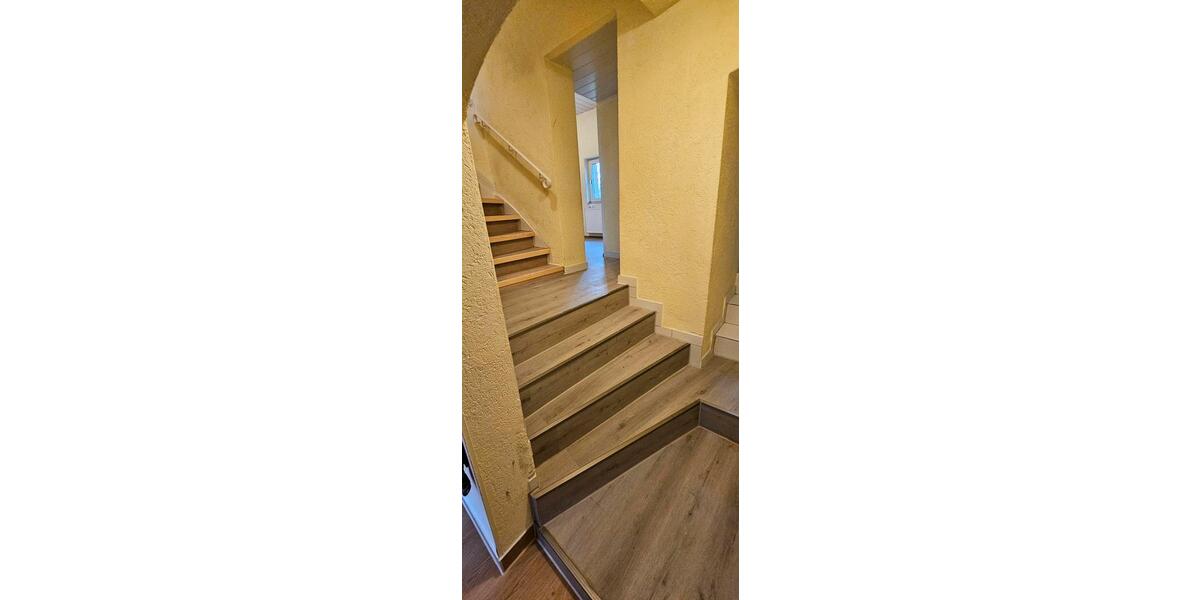 Einfamilienhaus Baesweiler - 5 Zimmer, 145 m&sup2;, 1.500&euro; | Angebot:25106787