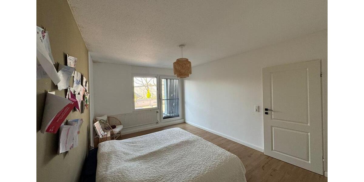 Terrassenwohnung Oerlinghausen - 4 Zimmer, 144 m&sup2;, 1.550&euro; | Angebot:25882234