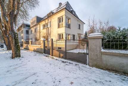 Haus zum Mieten in Saarlouis 2.250 € 200 m² 8 zimmer