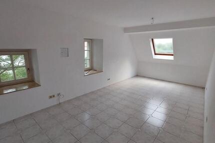 Wohnung Eppingen - 3 Zimmer, 86 m&sup2;, 700&euro; | Angebot:26047547