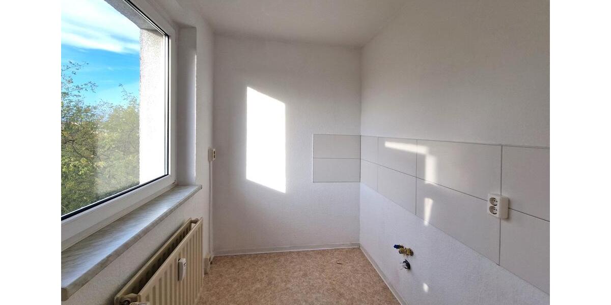 Etagenwohnung Neubrandenburg Datzeberg - 2 Zimmer, 42 m&sup2;, 277&euro; | Angebot:26662998