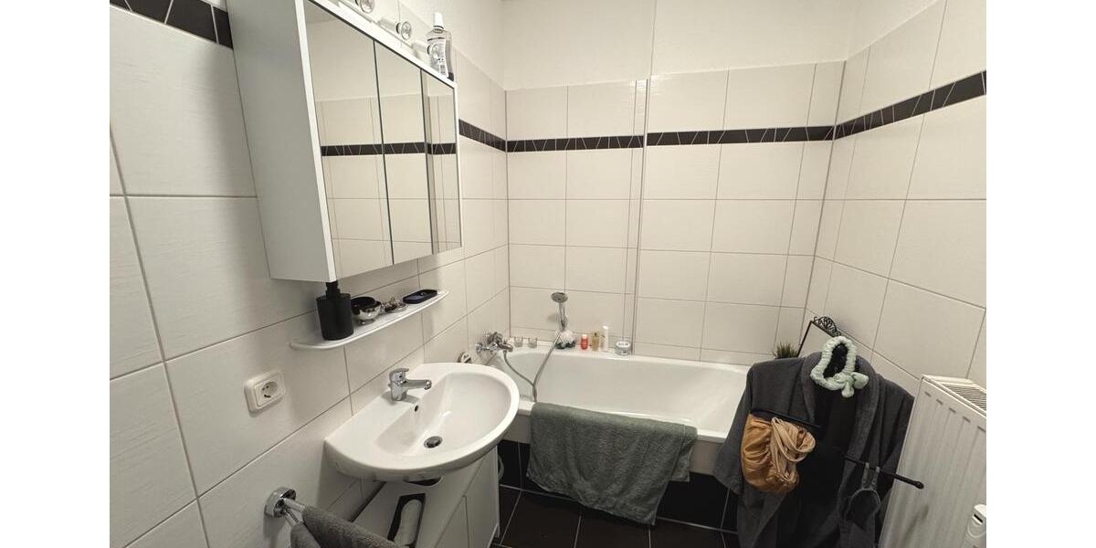 Etagenwohnung Magdeburg Diesdorf - 1 Zimmer, 48 m&sup2;, 340&euro; | Angebot:26547396