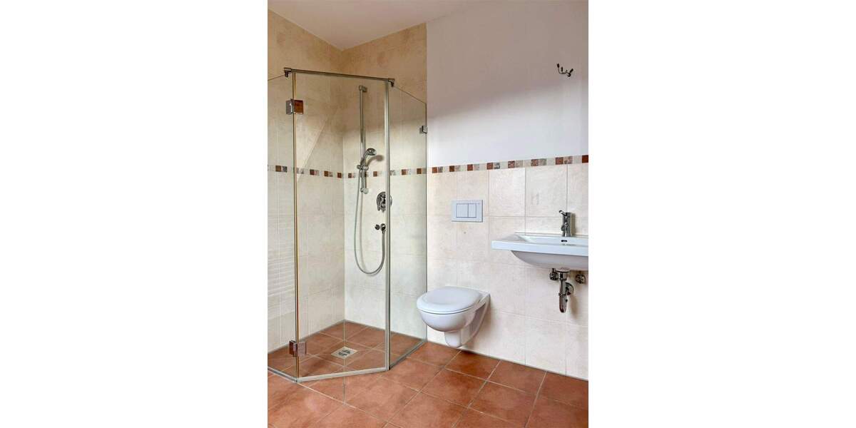 Gewerbeobjekt Murnau a. Staffelsee Murnau - 4 Zimmer, 105 m&sup2;, 1.600&euro; | Angebot:25682687