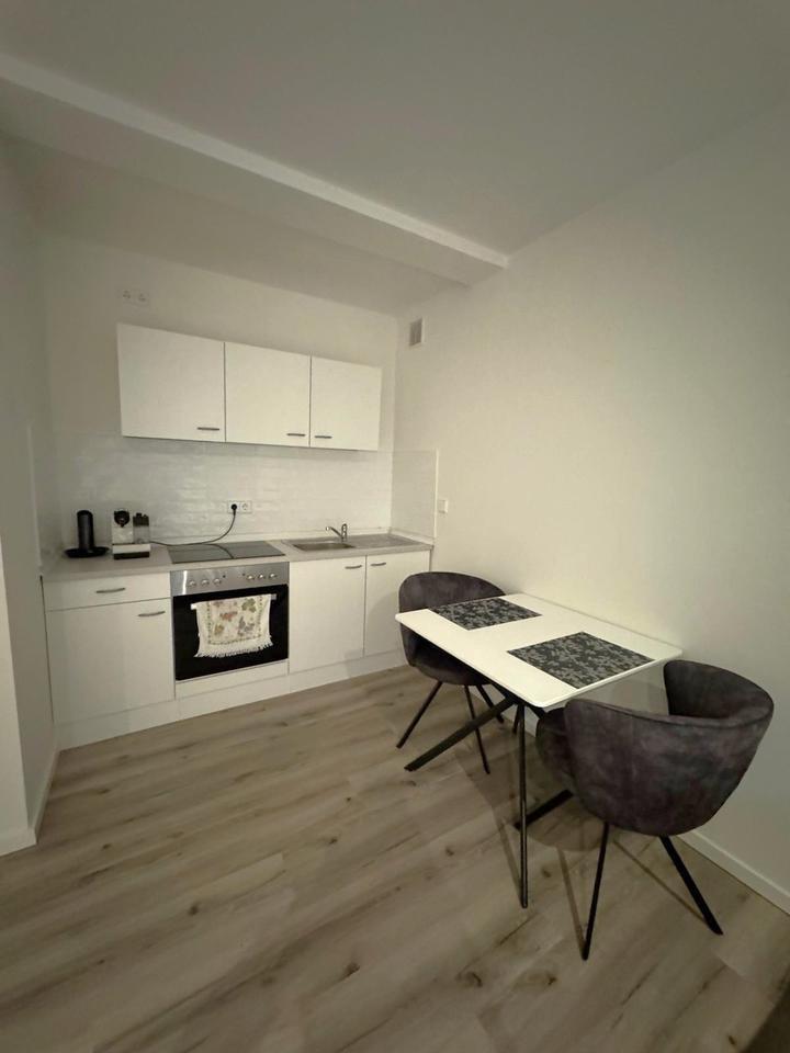 30 qm 1-Zimmer Luxusapartment Obermenzing renoviert