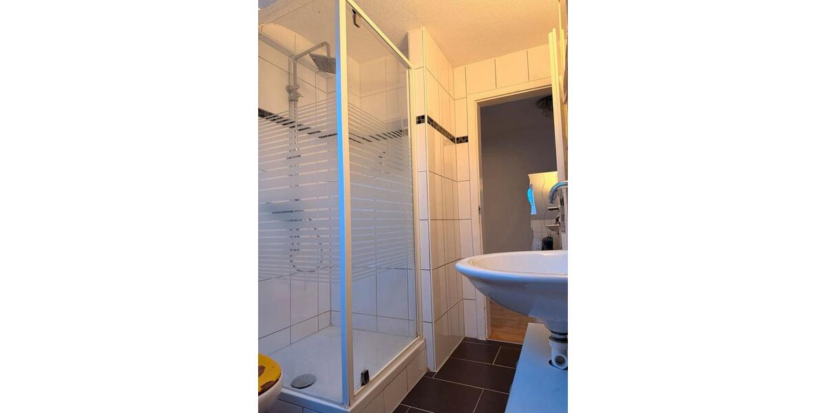 Dachgeschoßwohnung Püttlingen - 3 Zimmer, 100 m&sup2;, 750&euro; | Angebot:24839786