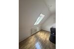 Dachgeschoßwohnung Henstedt-Ulzburg Ulzburg - 4 Zimmer, 60 m&sup2;, 550&euro; | Angebot:26638450