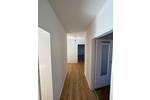 ACHTUNG: Tolle RENOVIERTE 4 Zimmer Wohnung mit Balkon!!
