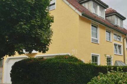 2 Zimmer Wohnung mit großen Balkon und Einbauküche in Weinbergnähe 2 zimmer