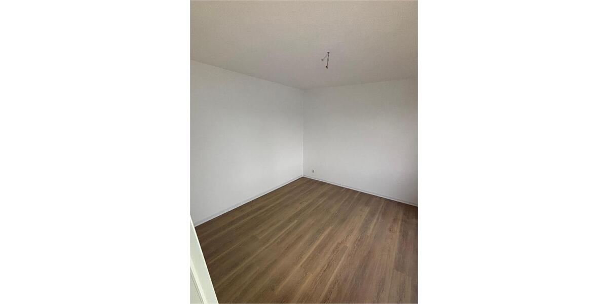 Etagenwohnung Vöhl - 3 Zimmer, 94 m&sup2;, 700&euro; | Angebot:25797016