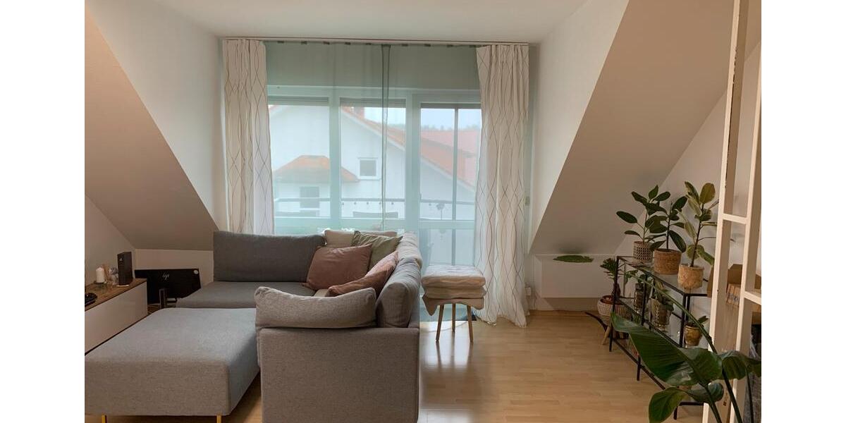Dachgeschoßwohnung Trossingen - 1.5 Zimmer, 45 m&sup2;, 530&euro; | Angebot:26449309