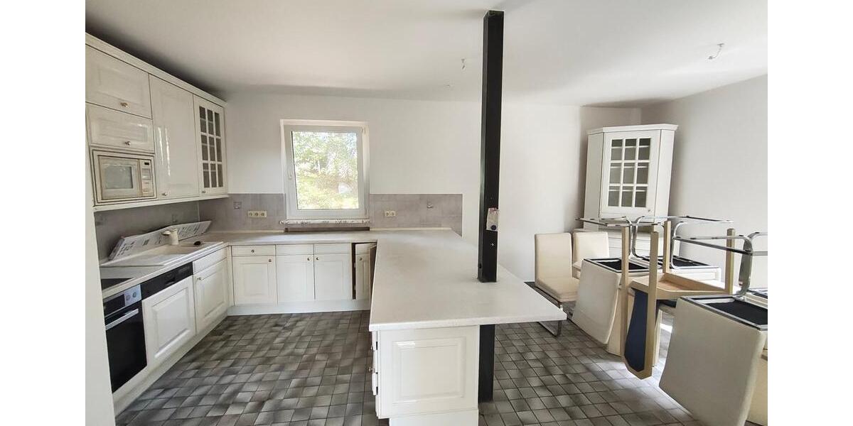 Etagenwohnung Clenze - 8 Zimmer, 240 m&sup2;, 1.850&euro; | Angebot:26217286