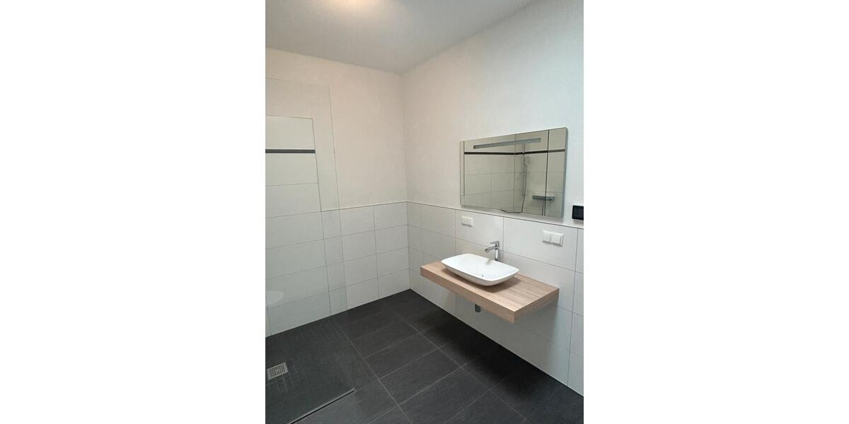 Etagenwohnung Ahnatal - 2 Zimmer, 87 m&sup2;, 1.050&euro; | Angebot:25829971