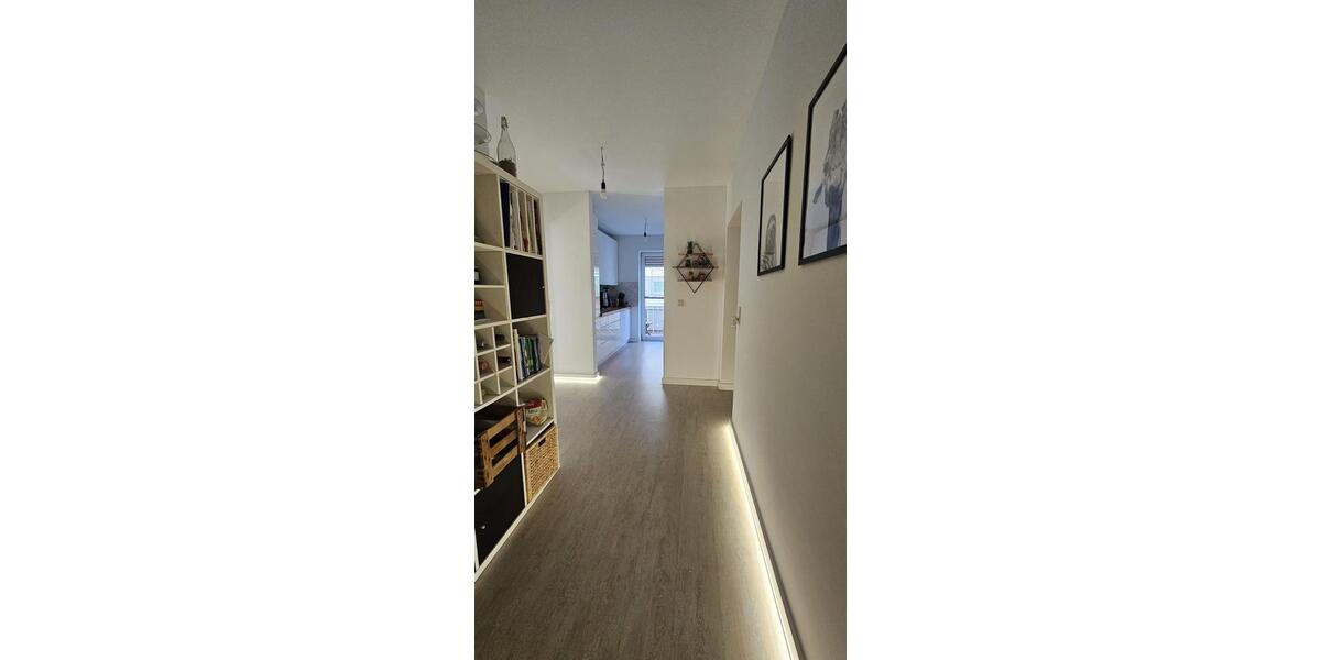 Etagenwohnung Hallstadt - 3 Zimmer, 83 m&sup2;, 1.100&euro; | Angebot:24455491