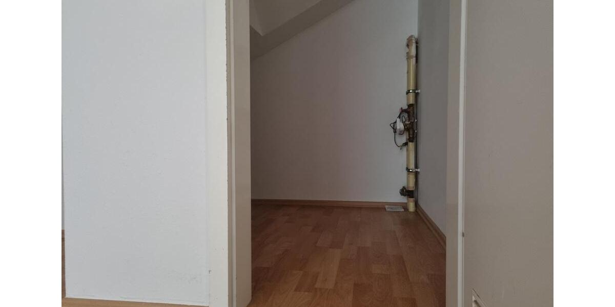 Dachgeschoßwohnung Halberstadt - 4 Zimmer, 117 m&sup2;, 699&euro; | Angebot:24522286