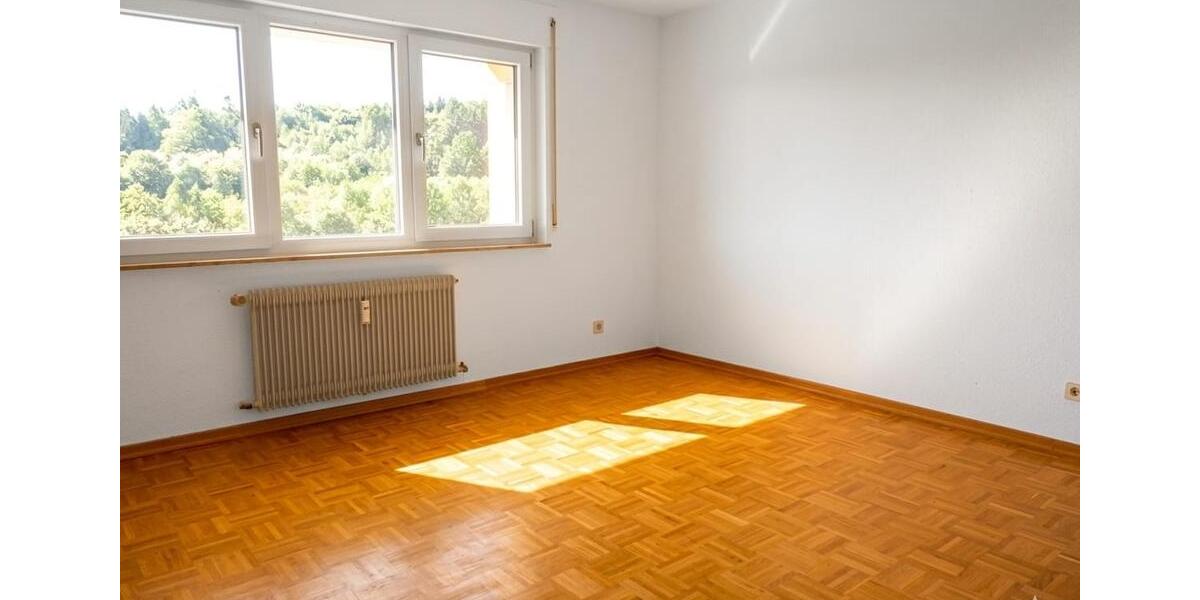 Erdgeschoßwohnung Reichenbach an der Fils - 3.5 Zimmer, 96 m&sup2;, 1.100&euro; | Angebot:26415099