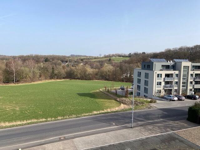 Dachgeschoßwohnung Hennef (Sieg) - 3 Zimmer, 110 m&sup2;, 950&euro; | Angebot:25976726