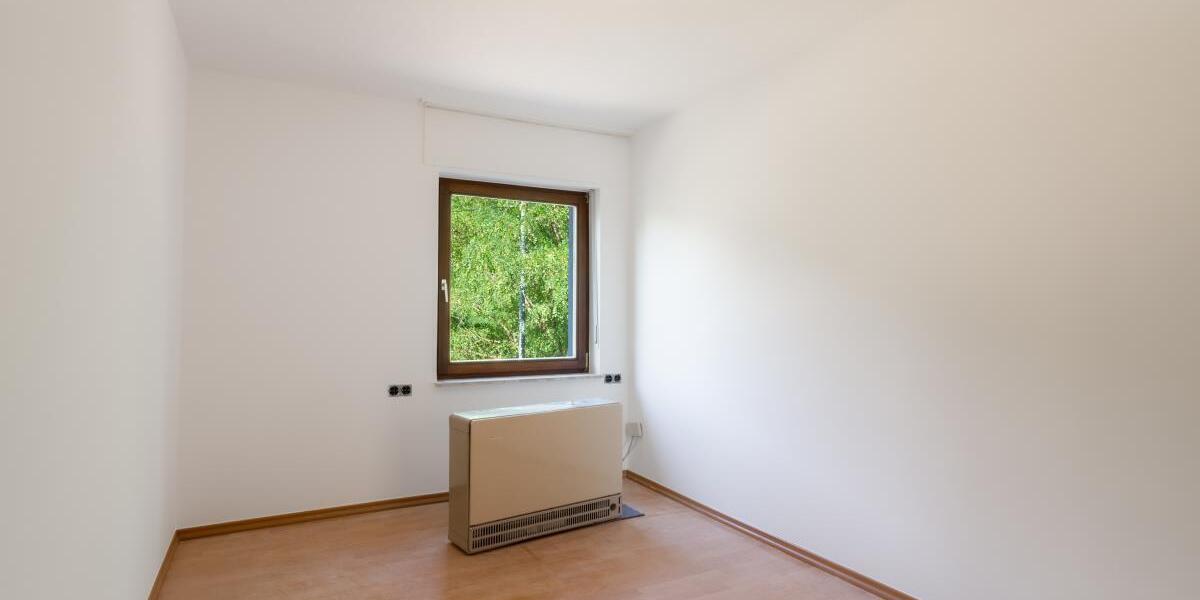 Gemütliche renovierte Wohnung mit schönem Balkon in Trier-Ehrang - Etagenwohnung Trier West-Pallien | Angebot:27254719