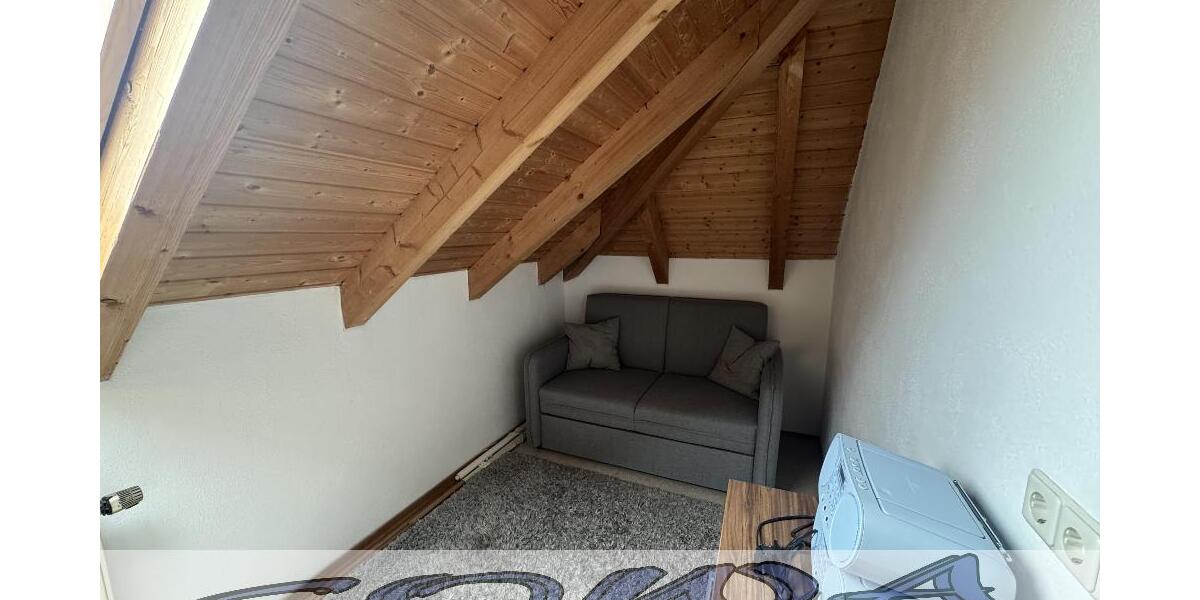 Stadtzentrum - Doppelhaushälfte mit 5,5 Zimmern und Garten in Neuburg zu vermieten - Ein Objekt von Ihrem Immobilienpartner SOWA Immobilien und Finanzen - Reihenhaus Neuburg | Angebot:26857949