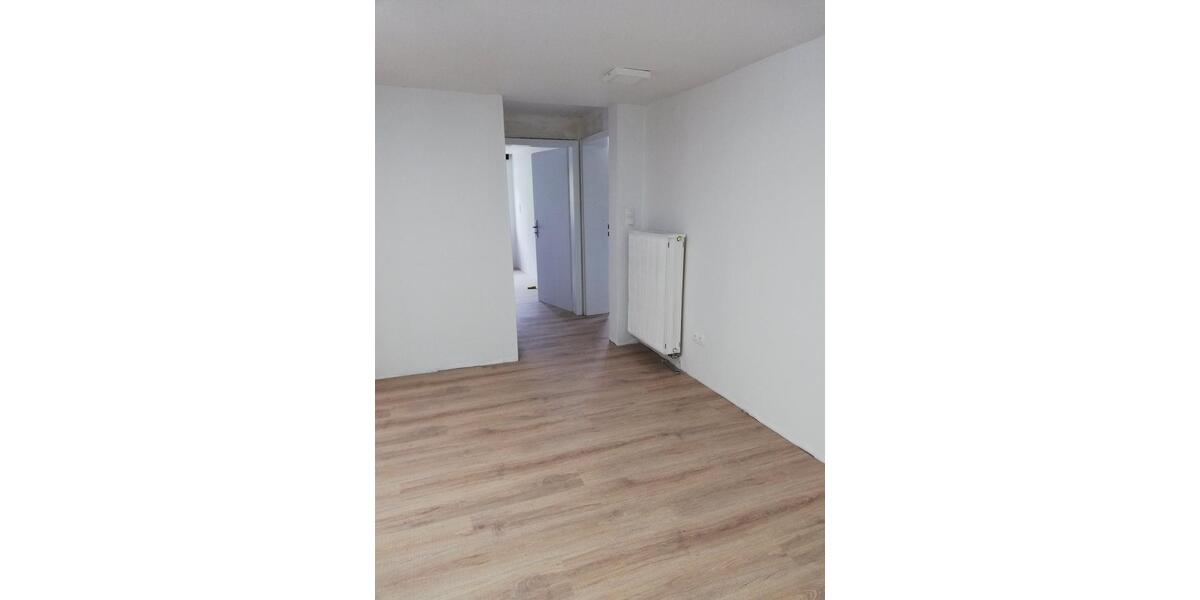 Erdgeschoßwohnung Schmallenberg - 3 Zimmer, 89 m&sup2;, 690&euro; | Angebot:25908438