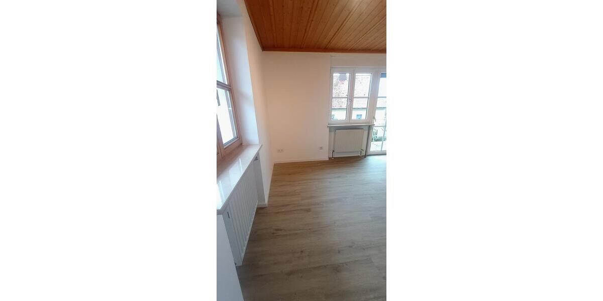 Maisonettenwohnung Freudenberg - 5 Zimmer, 120 m&sup2;, 700&euro; | Angebot:25018061