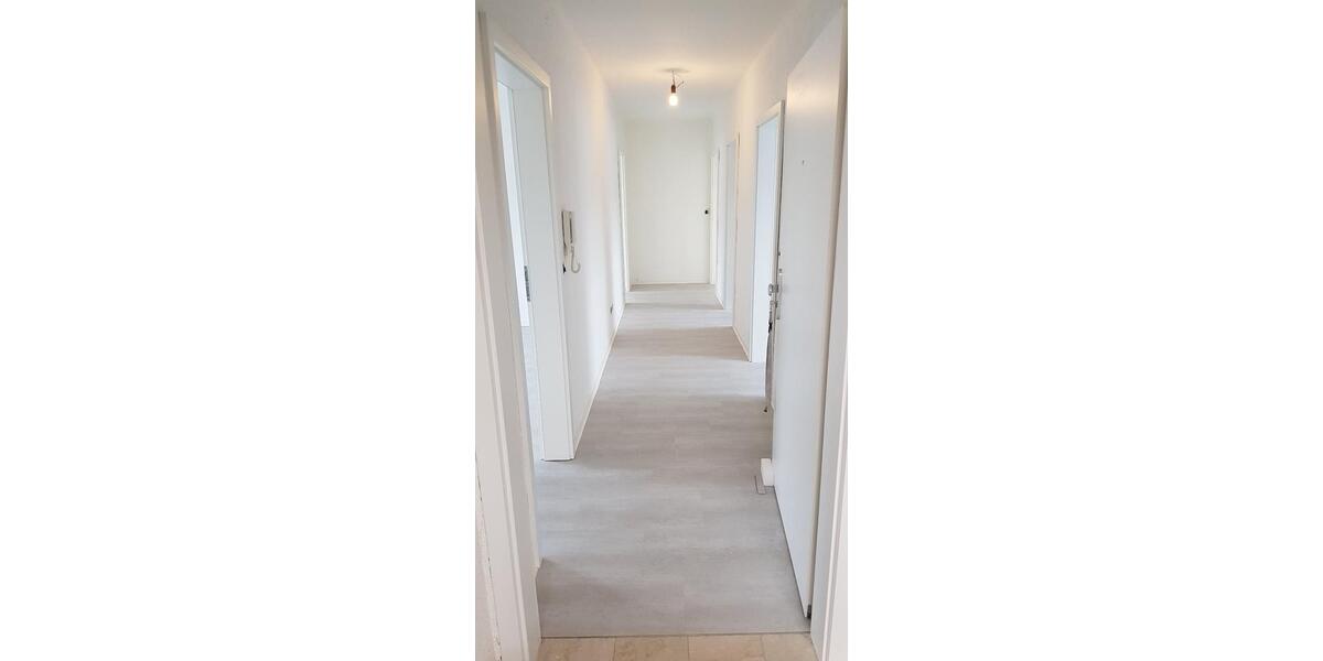 Dachgeschoßwohnung Hofbieber - 4 Zimmer, 82 m&sup2;, 750&euro; | Angebot:26323132