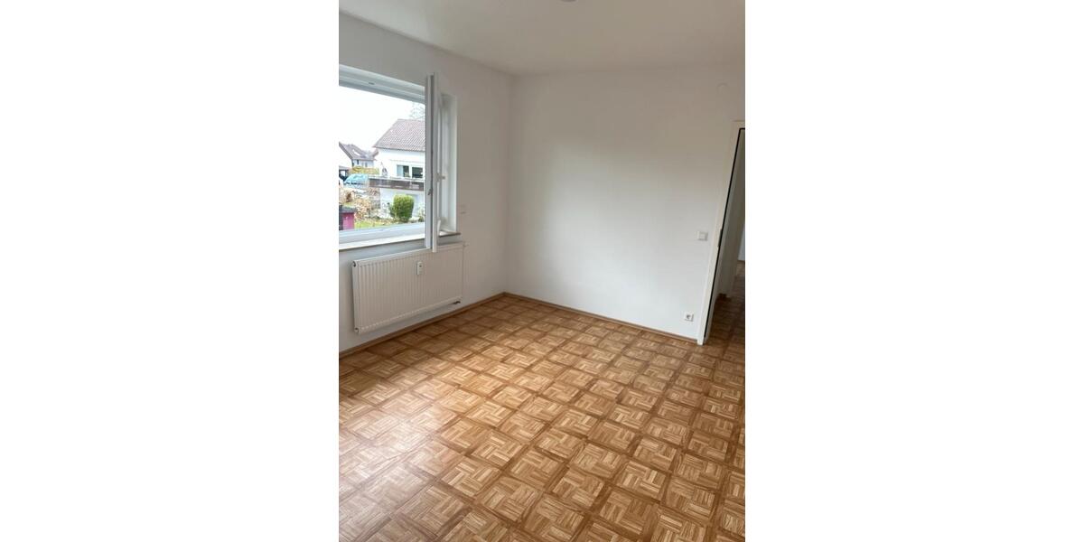 Etagenwohnung Kressbronn am Bodensee - 3.5 Zimmer, 104 m&sup2;, 1.450&euro; | Angebot:25642670