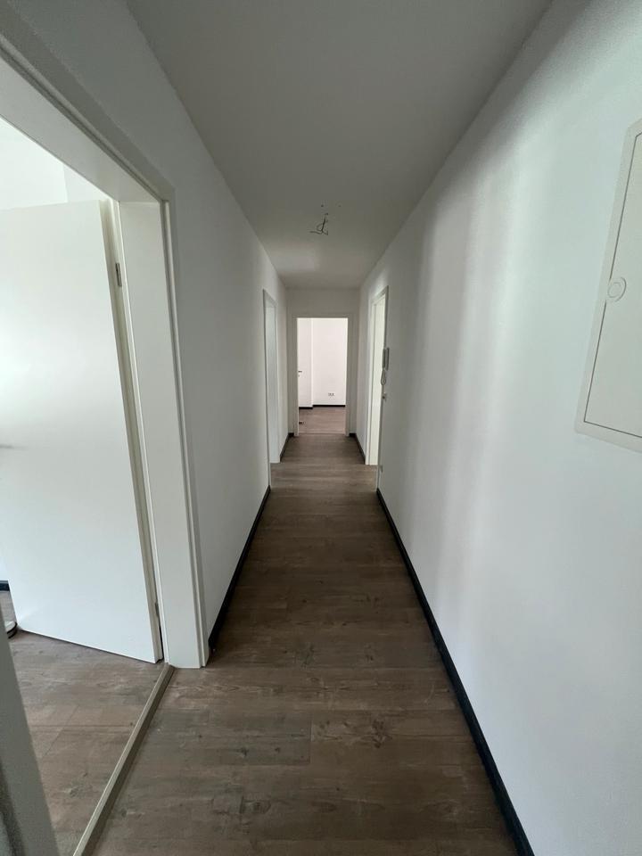 Wohnung 95qm 3ZKB Gartenanteil Stellplatz