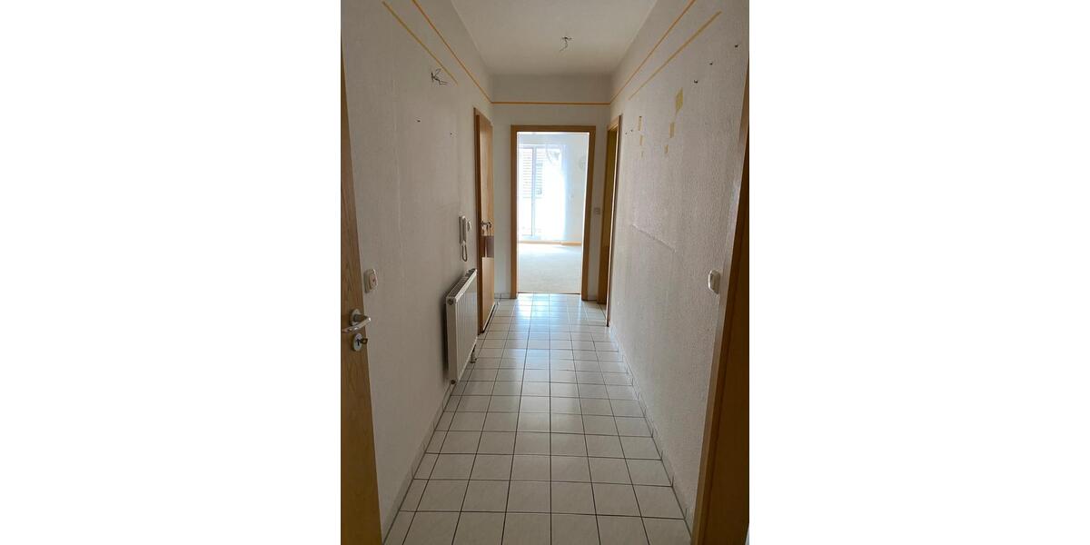 Dachgeschoßwohnung Apolda - 2 Zimmer, 63 m&sup2;, 515&euro; | Angebot:25906021