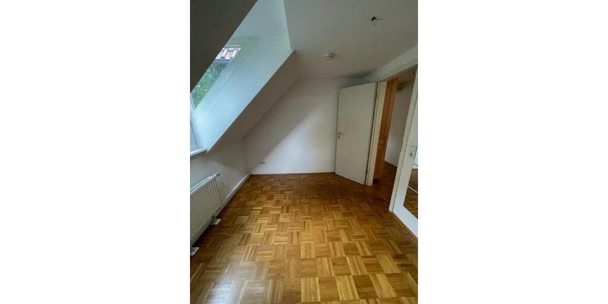Dachgeschoßwohnung Ravensburg - 3 Zimmer, 80 m&sup2;, 1.400&euro; | Angebot:25306804