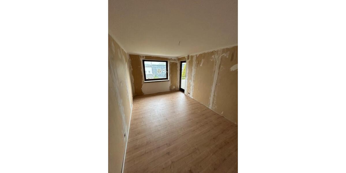 Reihenhaus Gummersbach Hepel - 4 Zimmer, 124 m&sup2;, 1.500&euro; | Angebot:26628614