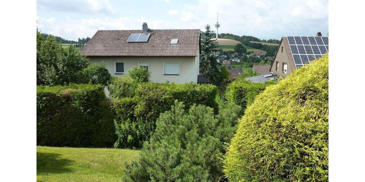 Einfamilienhaus Weiden in der Oberpfalz - 5 Zimmer, 185 m&sup2;, 2.250&euro; | Angebot:24666950