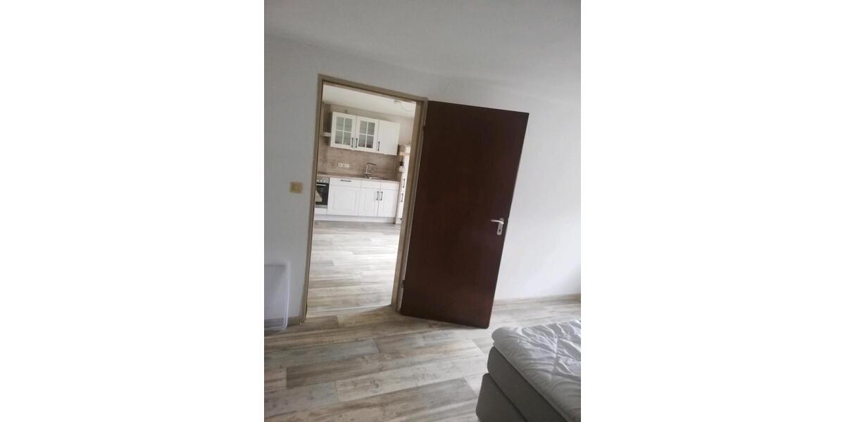 Etagenwohnung Neukirchen bei Heiligen Blut - 1 Zimmer, 35 m&sup2;, 250&euro; | Angebot:26034253