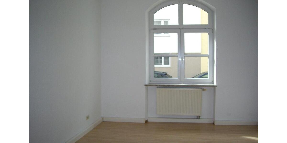 Erdgeschoßwohnung Nürnberg Hasenbuck - 5 Zimmer, 140 m&sup2;, 1.200&euro; | Angebot:21597782