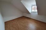 Dachgeschoßwohnung Osterhofen - 4 Zimmer, 111 m&sup2;, 800&euro; | Angebot:25722576