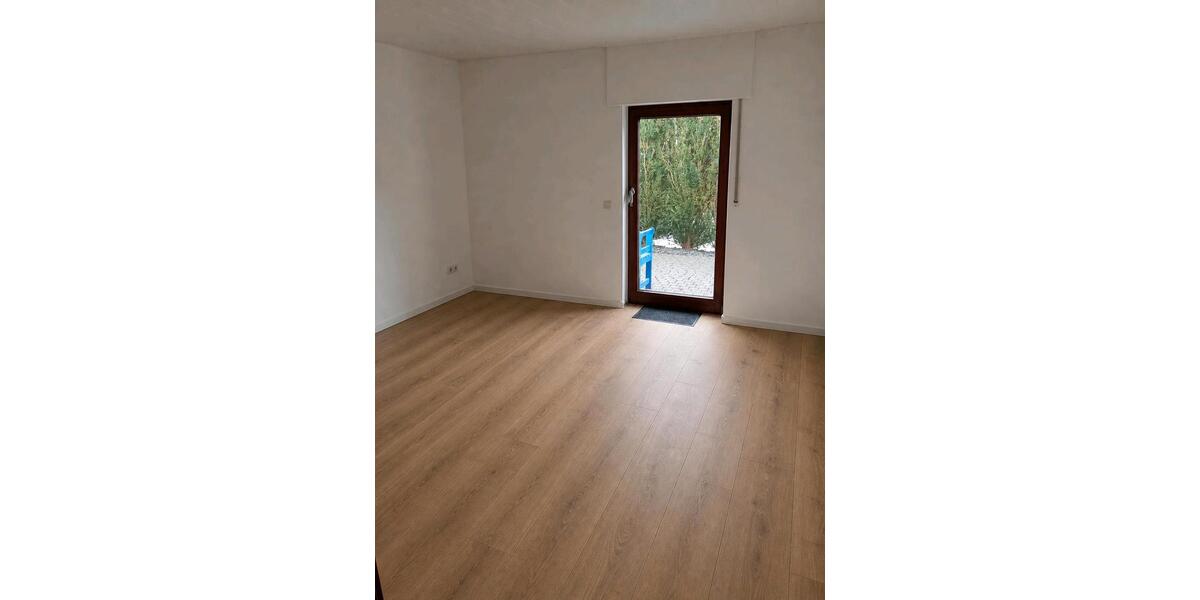 Etagenwohnung Hiddenhausen - 2 Zimmer, 73 m&sup2;, 520&euro; | Angebot:26700852