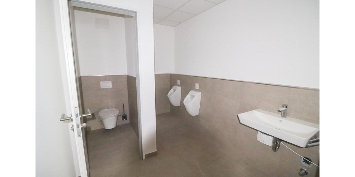 Gewerbeobjekt Oldenburg Kreyenbrück - 2.070&euro; | Angebot:24866799