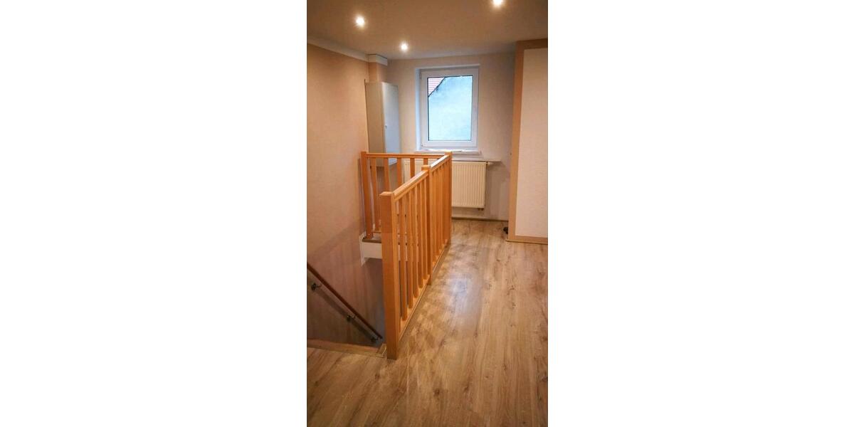 Etagenwohnung Bernstadt auf dem Eigen - 3 Zimmer, 72 m&sup2;, 485&euro; | Angebot:26074408
