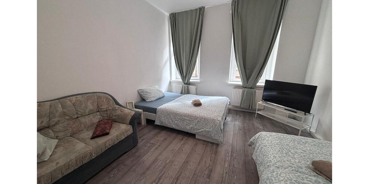 Dachgeschoßwohnung Zeitz - 2 Zimmer, 65 m&sup2;, 800&euro; | Angebot:25392190