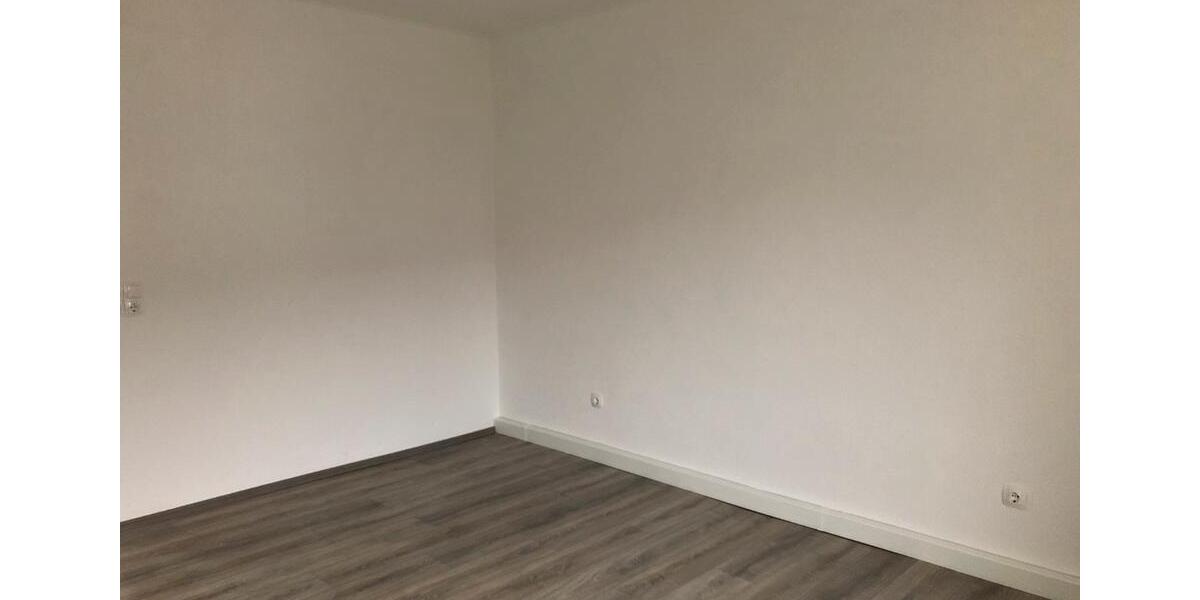 Etagenwohnung Merzig - 2 Zimmer, 65 m&sup2;, 750&euro; | Angebot:26040577
