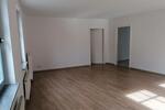 Etagenwohnung Artern - 4 Zimmer, 111 m&sup2;, 650&euro; | Angebot:26476623