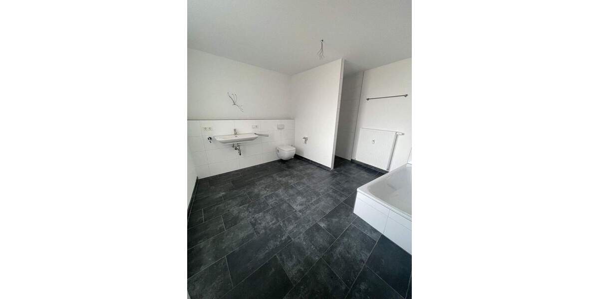 Etagenwohnung Weyhe Dreye - 3 Zimmer, 149 m&sup2;, 1.100&euro; | Angebot:25771718