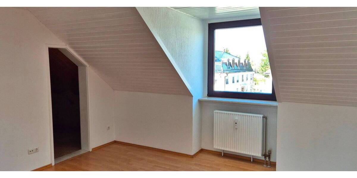 Etagenwohnung München Trudering-Riem - 6 Zimmer, 142 m&sup2;, 1.900&euro; | Angebot:26141129