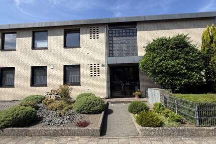 Wohnung Nienburg (Weser) - 4 Zimmer, 108 m&sup2;, 750&euro; | Angebot:27232476