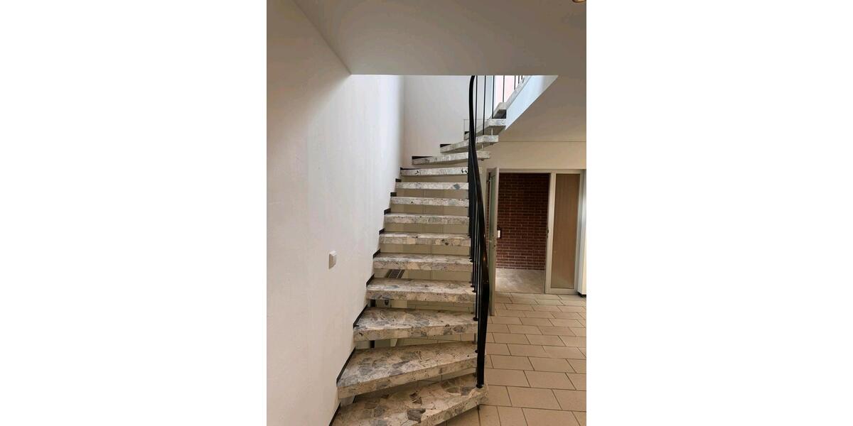 Maisonettenwohnung Wiesbaden Schierstein - 3.5 Zimmer, 136 m&sup2;, 1.500&euro; | Angebot:26639046