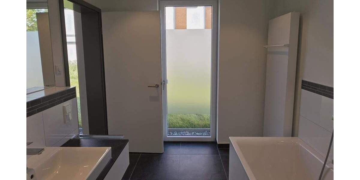 Etagenwohnung Döbeln - 4 Zimmer, 125 m&sup2;, 1.252&euro; | Angebot:25708952