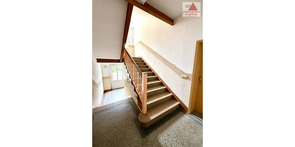 Etagenwohnung Gornsdorf - 2 Zimmer, 60 m&sup2;, 350&euro; | Angebot:21808335