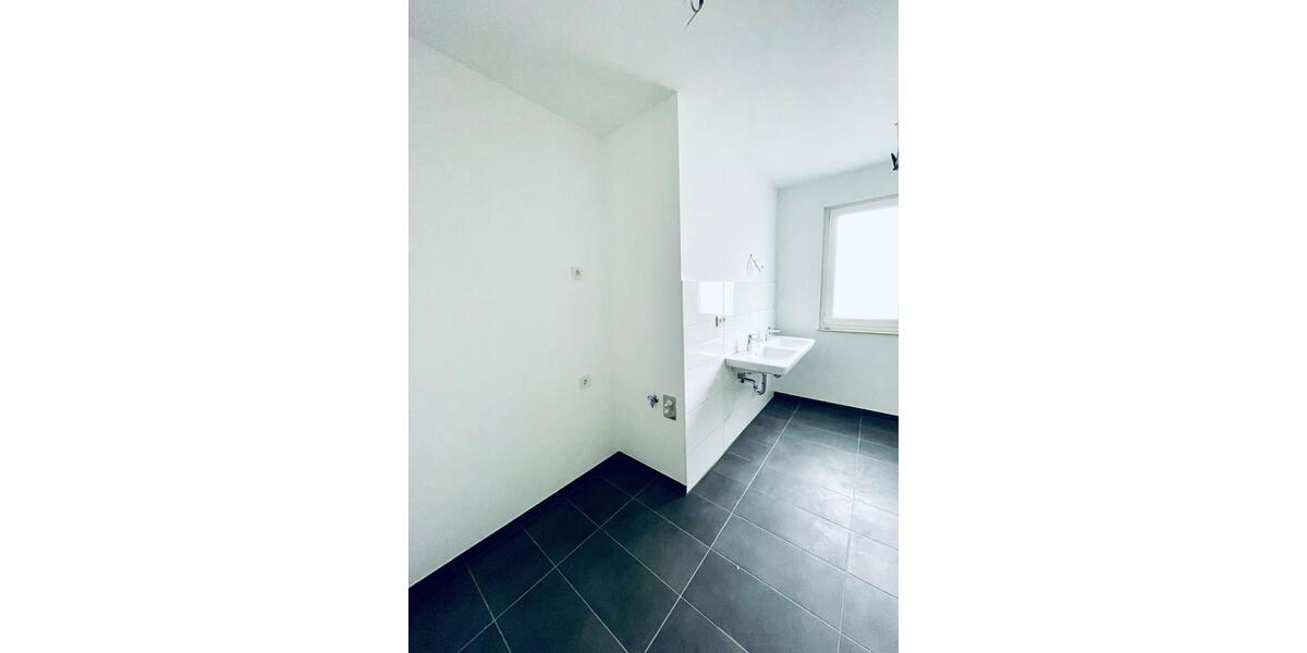 Erdgeschoßwohnung Schwaigern - 3 Zimmer, 84 m&sup2;, 1.150&euro; | Angebot:24847881