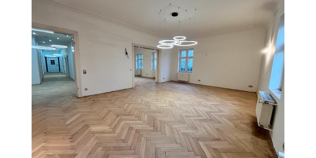 Erdgeschoßwohnung Neunkirchen - 5 Zimmer, 245 m&sup2;, 1.800&euro; | Angebot:24737206