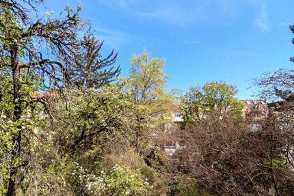 Wohnung Stuttgart / Bad Cannstatt Bad Cannstatt - 4 Zimmer, 155 m&sup2;, 2.855&euro; | Angebot:26187963