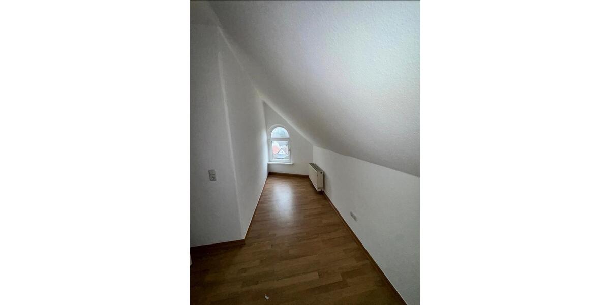 Dachgeschoßwohnung Celle - 3 Zimmer, 85 m&sup2;, 875&euro; | Angebot:25590458